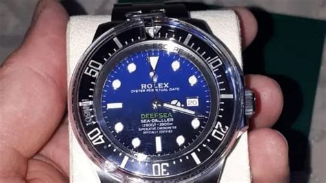 vuoi farti il ritocco è rolex tarocco|Rolex vero, assegno tarocco: arrivano Le Iene e i carabinieri.